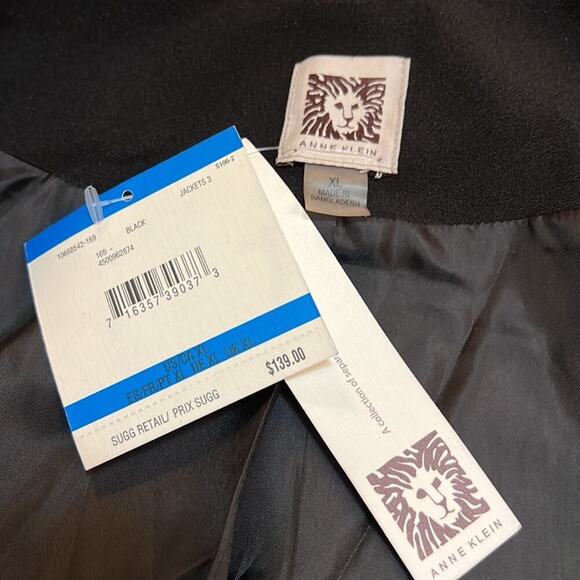 NWT. Anne Klein Black Polyester Jacket. XL - Picture 4 of 4